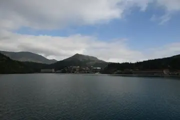 Walk Around Oshidorino Pond