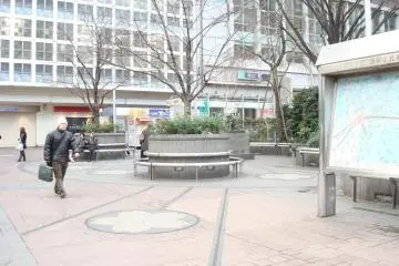 North side of the Square in the very early morning, including Hachiko
