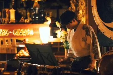 Performer in the enigmatic performance troupe, Yuranza (Photo: Yuranza)
