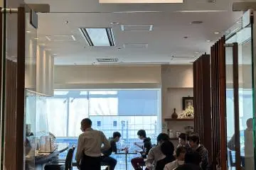 M&C Cafe, Marunouchi