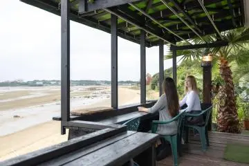 PANARI’s outdoor terrace (Photo: Fabien Recoquille)