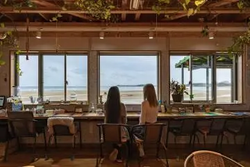 PANARI’s dining and cafe area (Photo: Fabien Recoquille)