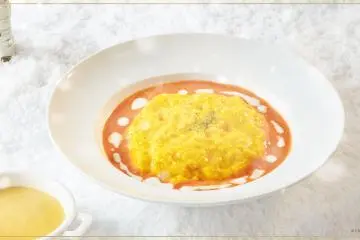 Ever Egg omurice with tomato cream and Ever Cheese sauce (Photo: 2foods)