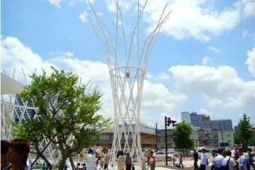 Gallery image