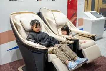 Grand Class Seats (Photo: Train Park Hakusan)