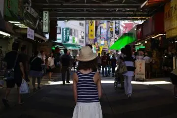 Streets in Tokyo during summer (Photo: Michał Parzuchowski / Unsplash)