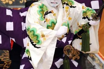 Watching Kabuki in Tokyo