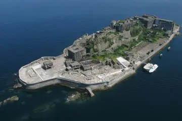 Gunkanjima (Photo: ©Nagasaki Prefecture Tourism Association)