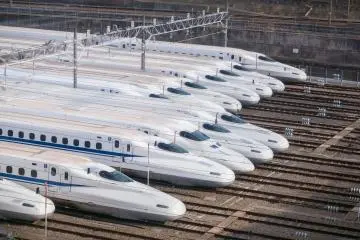 Parked bullet trains in a row (Photo: EvergreenPlanet / Shutterstock.com)