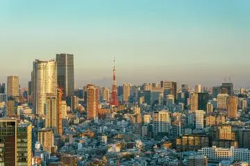 Photo: <a href="https://commons.wikimedia.org/wiki/File:Minato_City,_Tokyo,_Japan.jpg" target="_blank" rel="noreferrer noopener nofollow">David Kernan</a> / <a href="https://creativecommons.org/licenses/by/4.0/" target="_blank" rel="noreferrer noopener nofollow">CC BY 4.0</a>