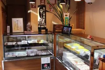 Gallery image