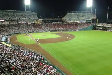 Baseball Diamond (Photo: Get Hiroshima)