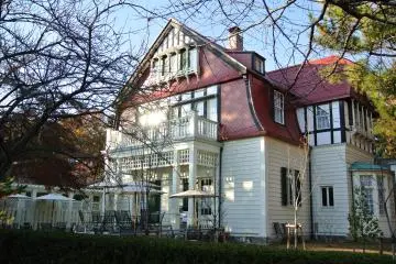 A Fun Open-Air Architectural Museum