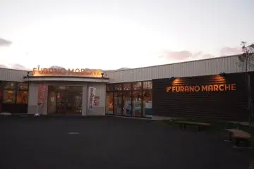 Gallery image