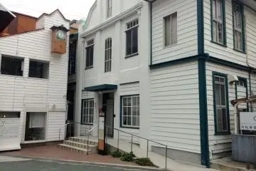 Gallery image