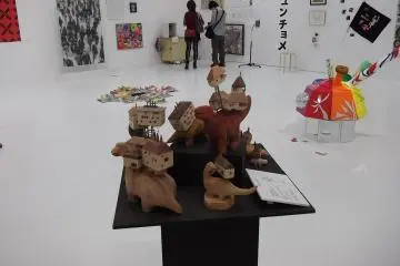Gallery image