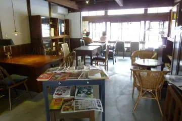Gallery image