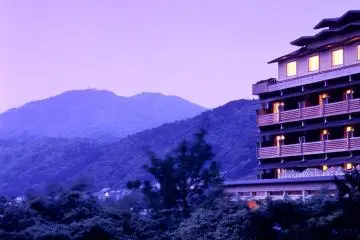 Westin Miyako Hotel and Resort (Photo: Kyoto City Tourism)