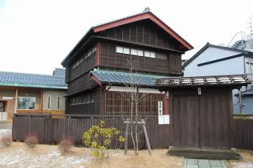 Gallery image
