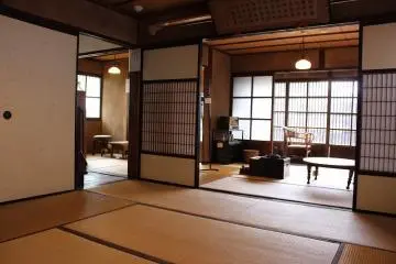 Gallery image
