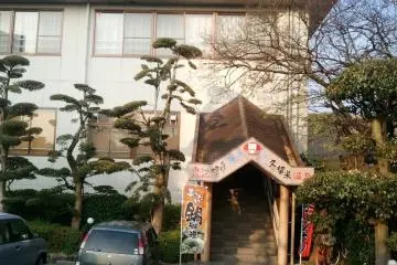 Gallery image