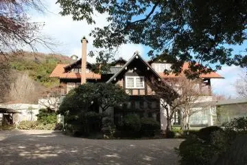 Gallery image