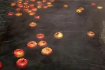 The smell of the apples is simply divine &ndash; I was almost tempted to eat them. (Photo: <a href="https://en.japantravel.com/profile/ben-beechey/434" target="_blank" rel="noreferrer noopener nofollow">Ben Beech</a> / JT)