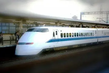 The Nozumi Bullet Trains depart every 10 mins during peak periods (Photo: <a href="http://www.flickr.com/photos/twicepix/4268877541/in/photolist-7ve7yV-8tpPPd-n1TgKk-7yP4x5-7HbRF3-7fSijY-7yJyWv-7HbQF3-bawf3D-7yP4kN-9xyXXm-cKoGsq-eaT4K-5swuLa-bM5Rt-fAUGDq-9c1he2-9fzcui-7gkGDx-7ifLcr-6ydXu9-dQqzRm-dQjZPZ-7yKhEK-7j4HZX-7j8GKf-dwSP5-fghmyT-" target="_blank" rel="noreferrer noopener nofollow">Martin Abegglen</a>)
