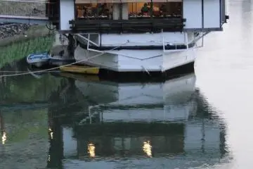 Kanawa Floating Oyster Restaurant
