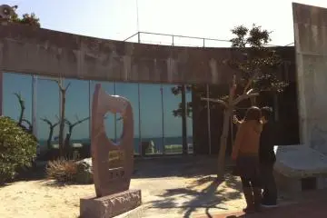 Gallery image