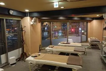 Hogushiya Gotanda Nishiguchi