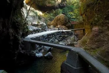 Nakatsu Gorge