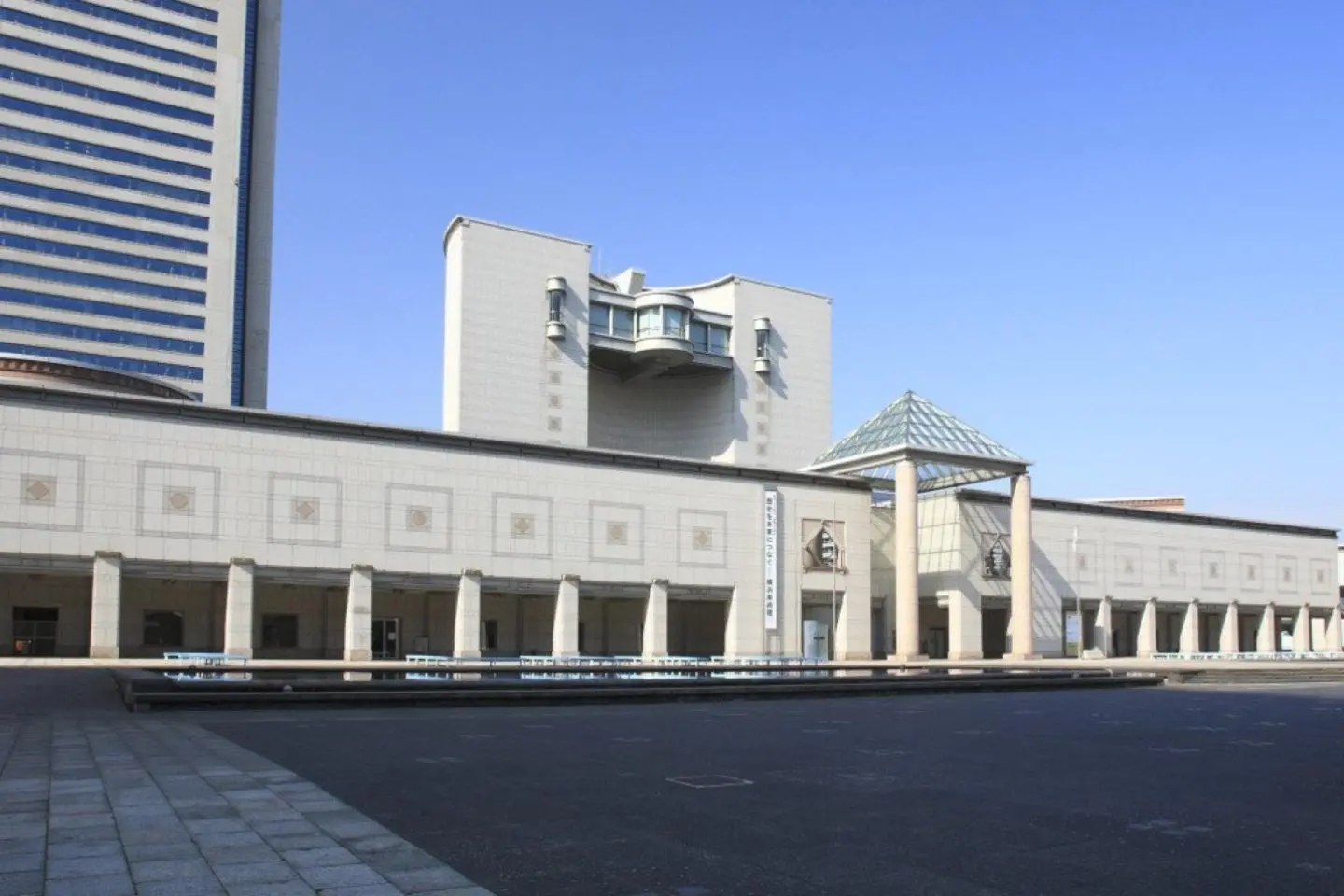 Yokohama Museum of Art - main photo